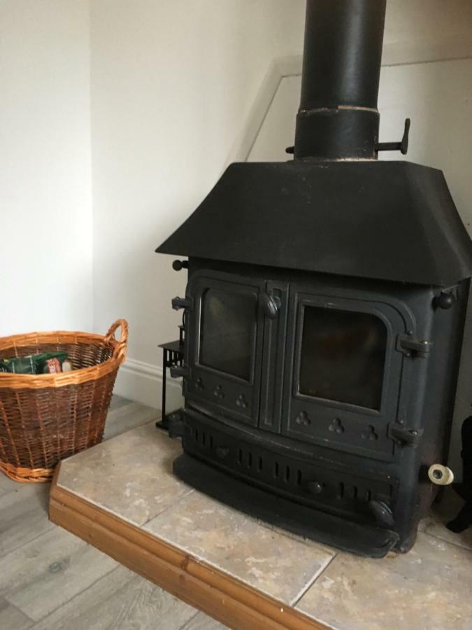 @ No.4 Apartment Castle Cary Exterior photo