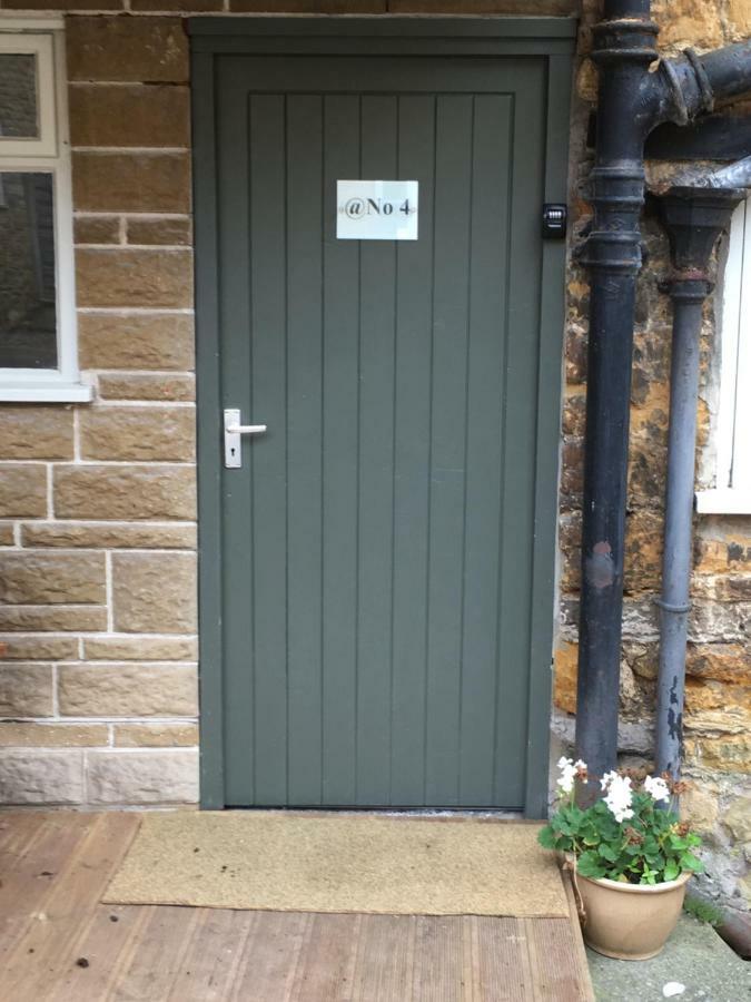 @ No.4 Apartment Castle Cary Exterior photo